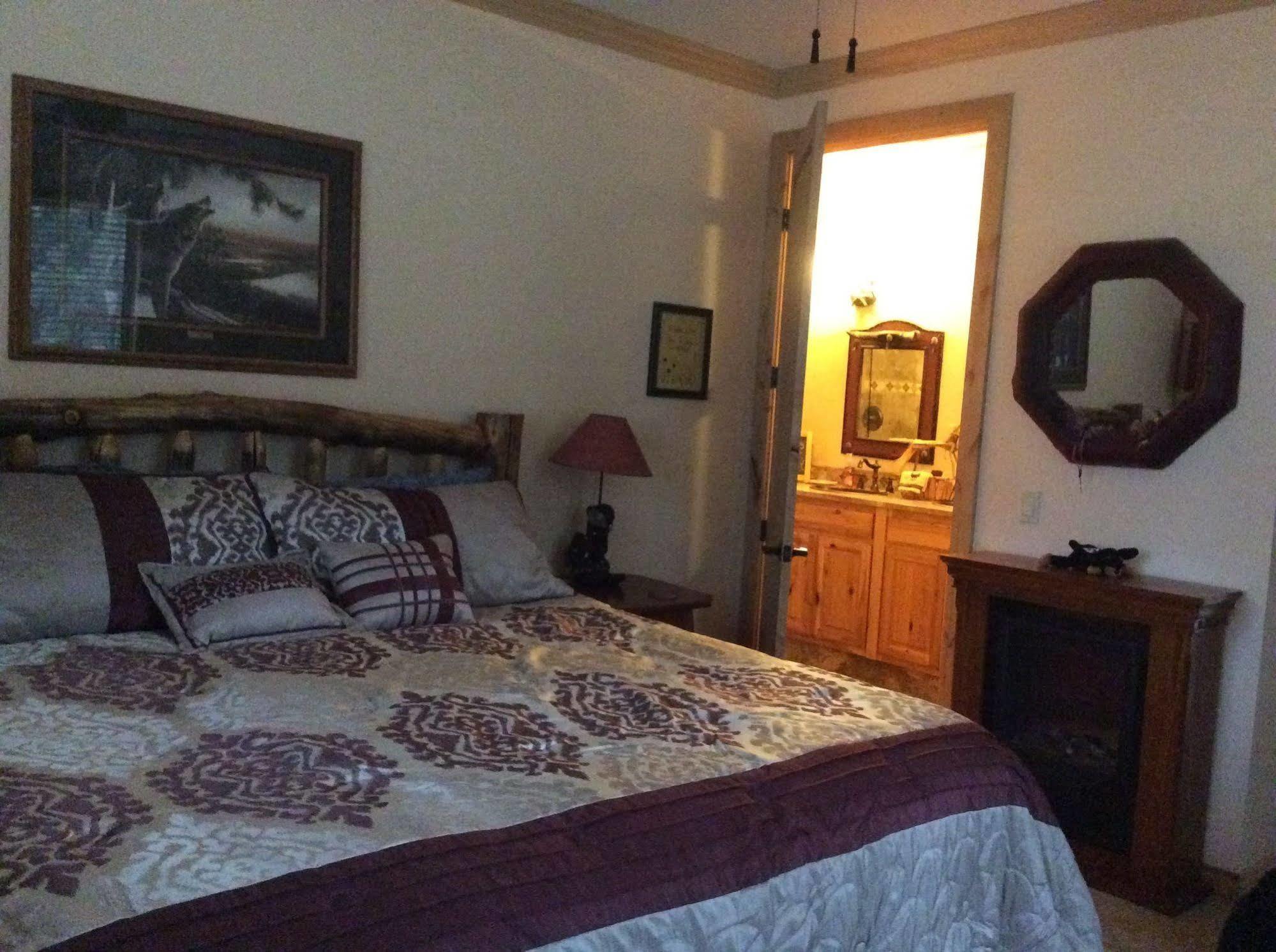 Elktrace Bed And Breakfast Пагоса Спрингс Екстериор снимка